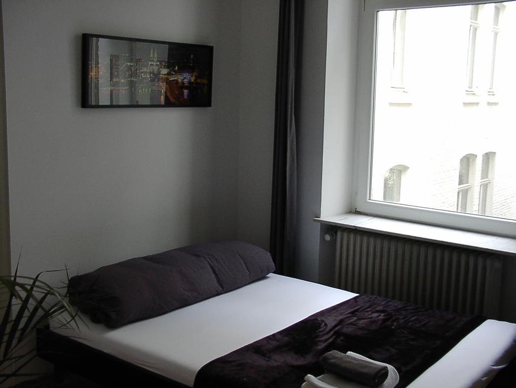 Ferienwohnung Bankwitz Köln Phòng bức ảnh